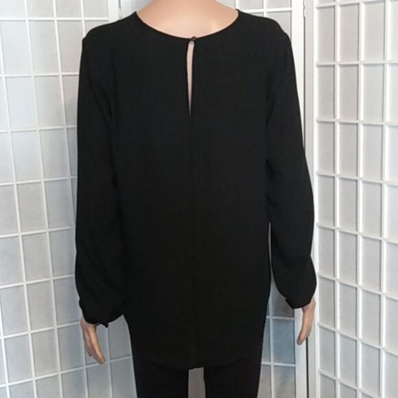 Black long sleeve Top - Picture 4 of 9